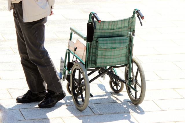 変形性膝関節症,車椅子
